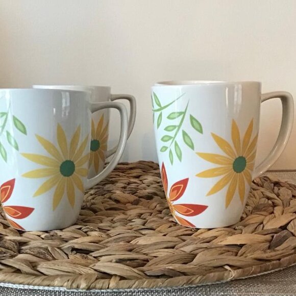 Corelle Coordinates HAPPY DAYS Porcelain 12oz. Mugs Set of 4 Whimsical Boho EUC - Picture 2 of 6
